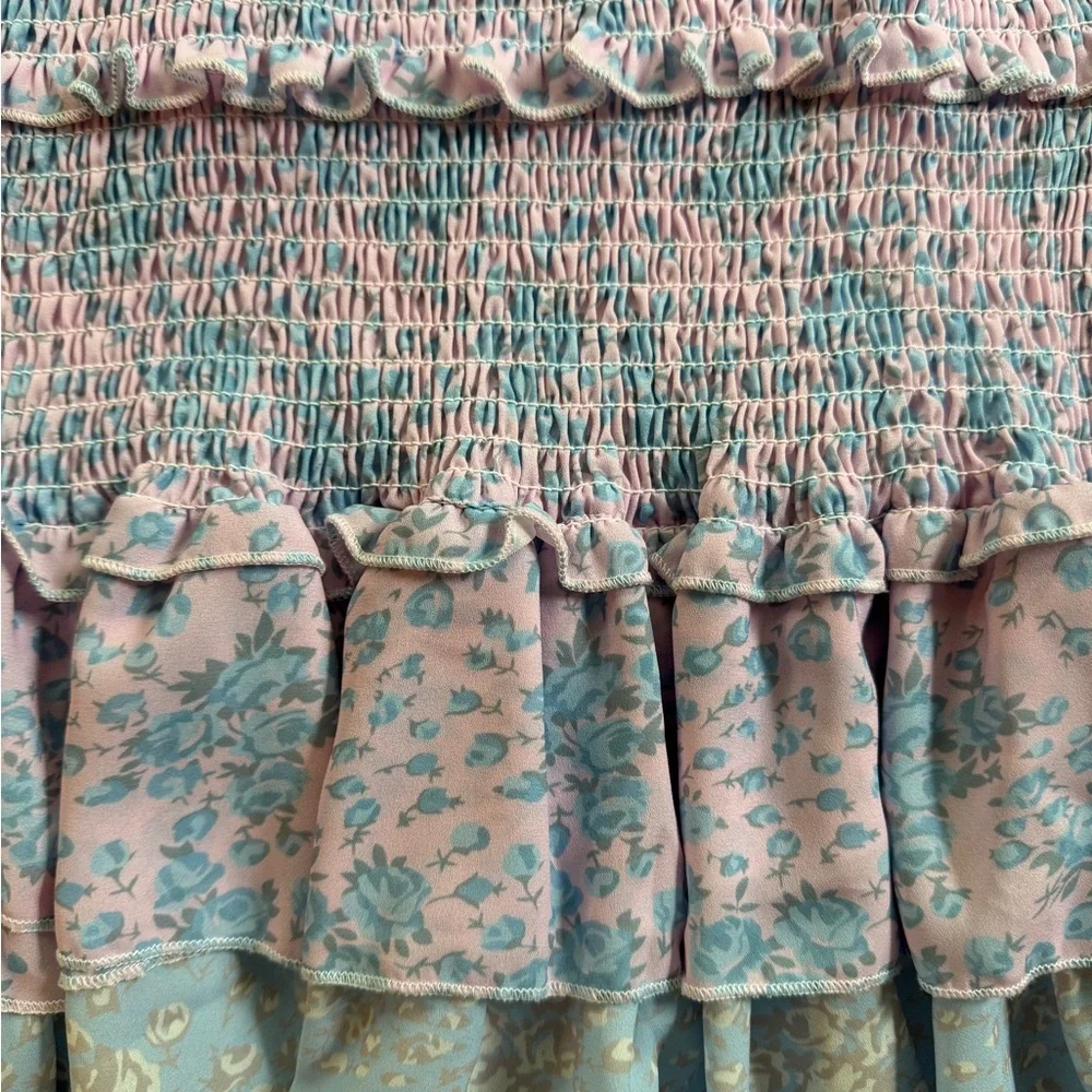 Yvonne & Love Shabby Chic Mini Dress with Balloon Sleeves, 33” shoulder to hem - Picture 4 of 6